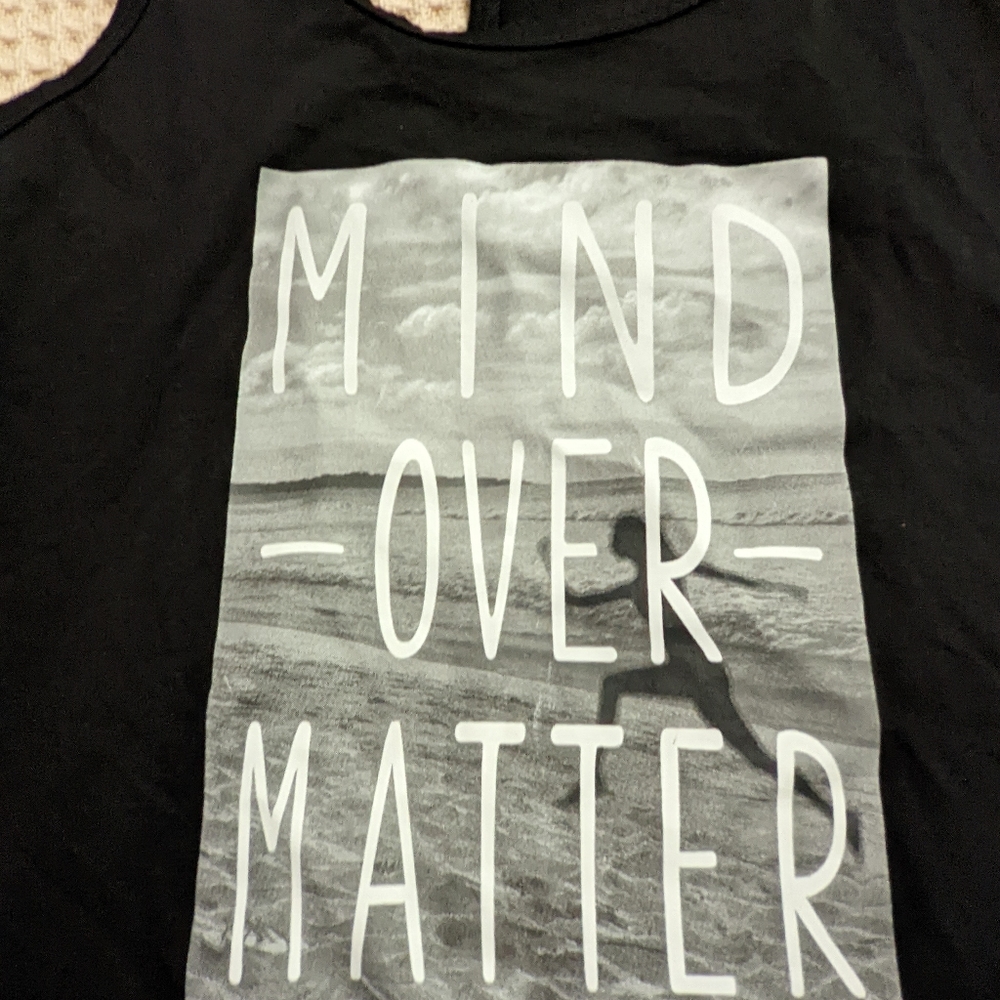 Women's Large Danskin Mind Over Matter loose tank top - Picture 2 of 3